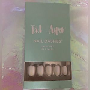 Red Aspen Nail Dash